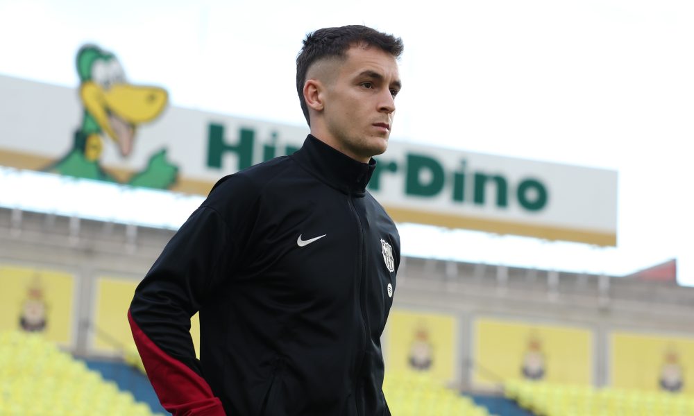 Marc Casadó : Blessure Dévastatrice et Défis pour le FC Barcelona