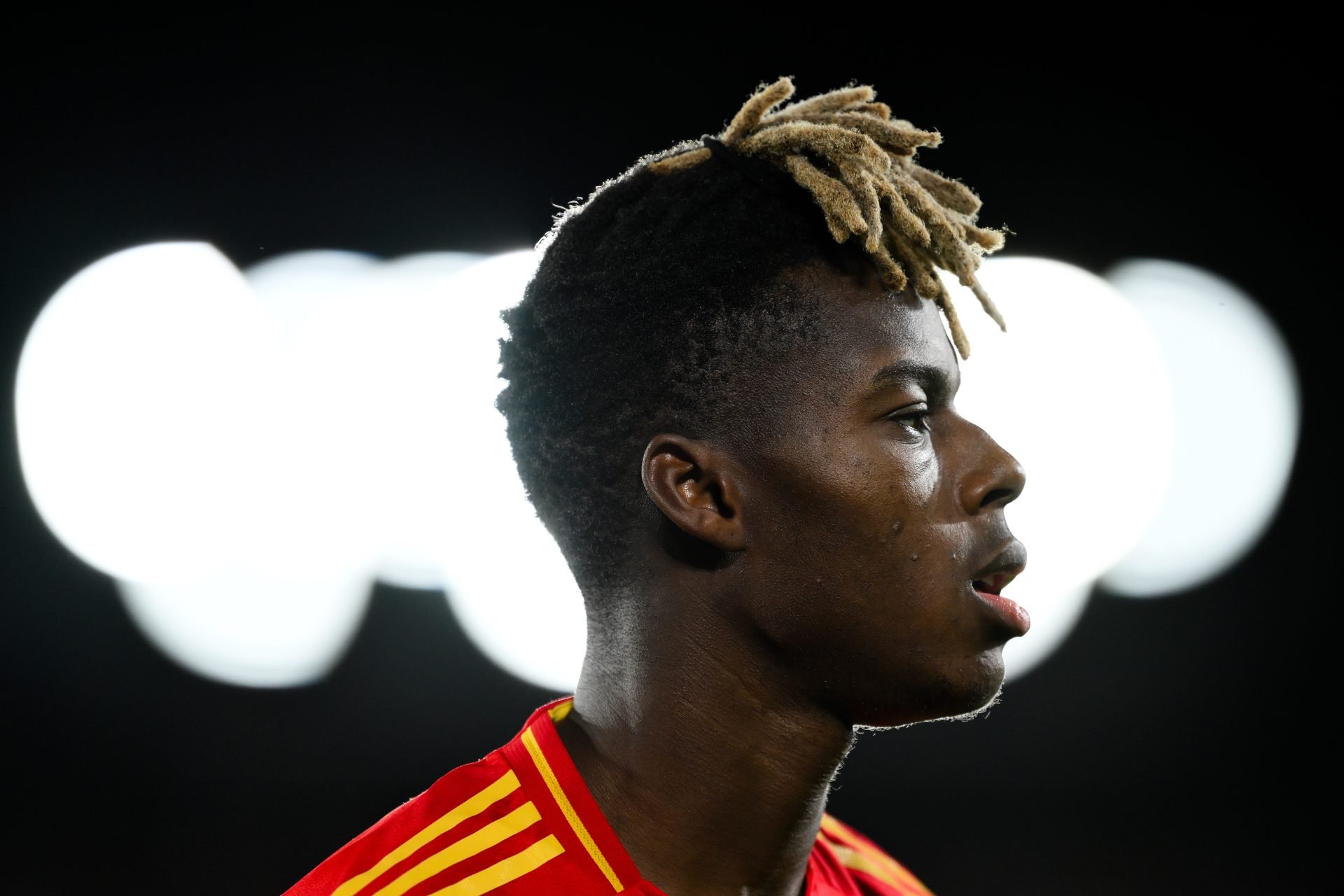 Transfert de Nico Williams vers le FC Barcelone : Défis et Enjeux