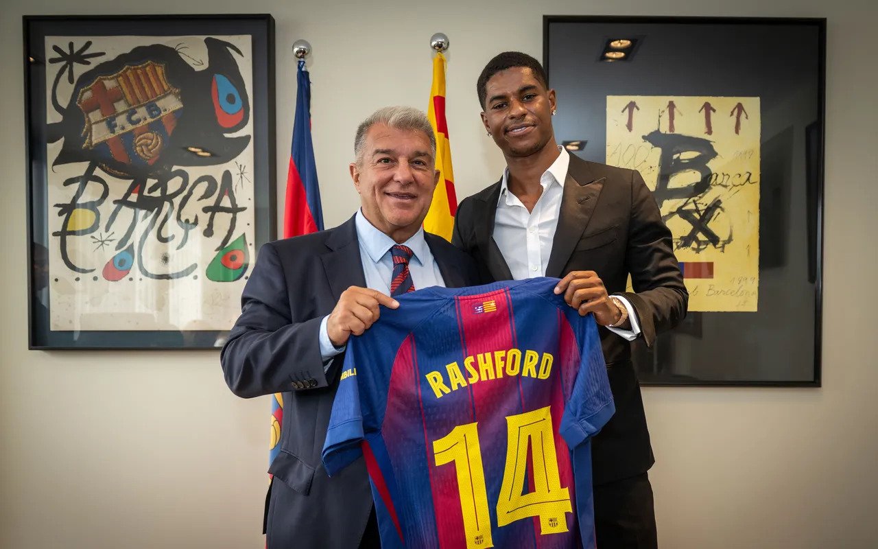 Marcus Rashford Rejoint le FC Barcelone : Prêt Stratégique et Réduction de Salaire