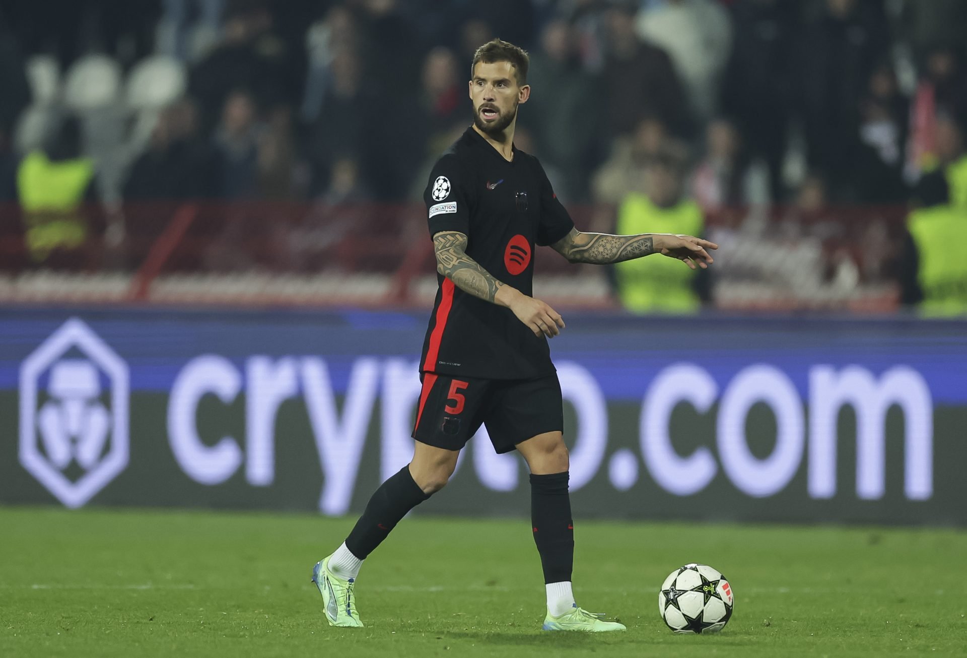 Iñigo Martínez Quitte le FC Barcelone pour Al Nassr : Un Départ Choc qui Change la Donne