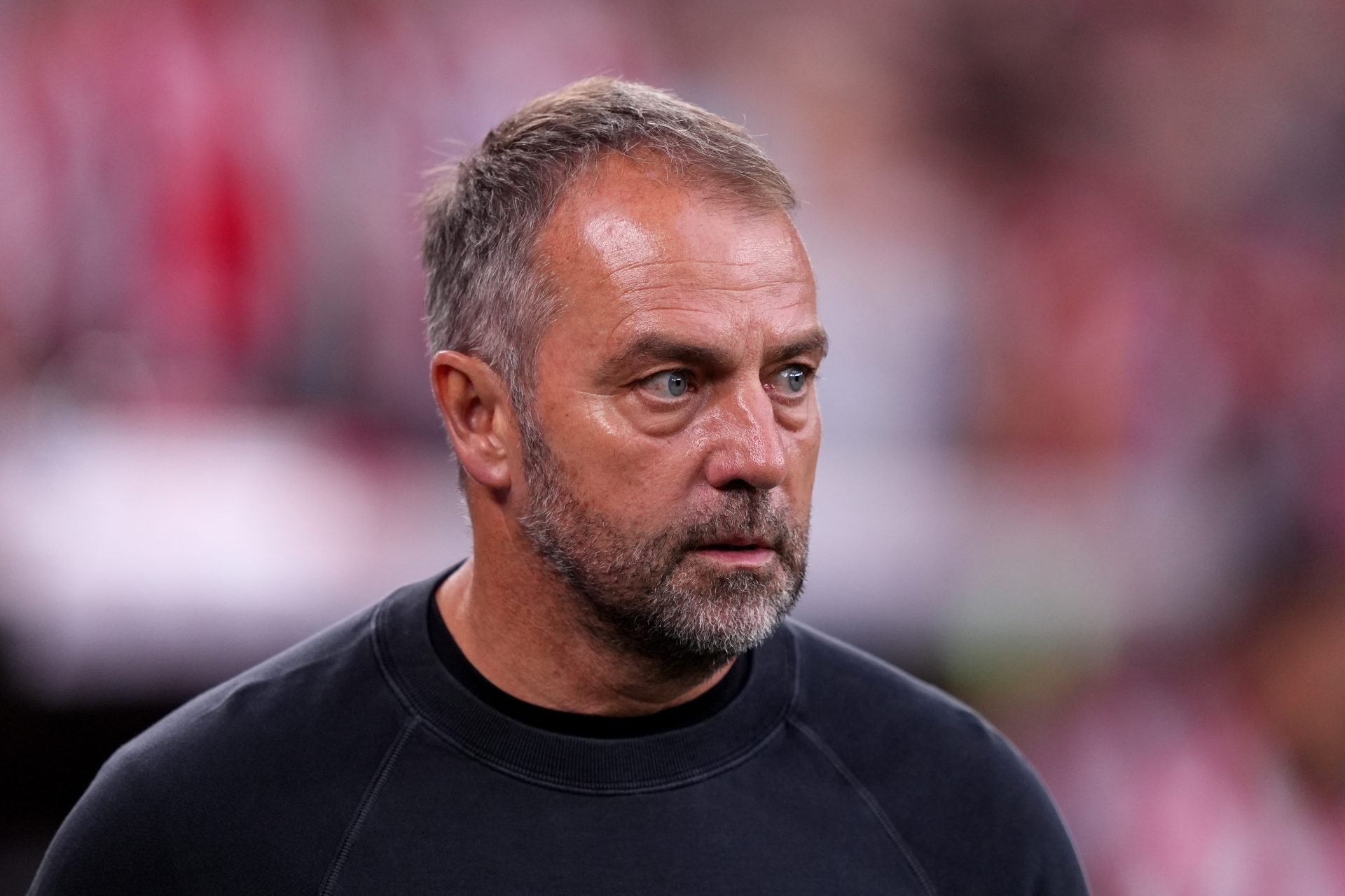 Hansi Flick et Pini Zahavi : Une Réunion Stratégique pour le Futur du FC Barcelone